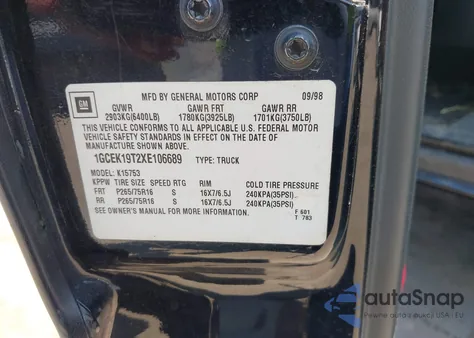 1999 Chevrolet Silverado 1500 Lt z USA, uszkodzony, nr VIN 1GCEK19T2XE106689